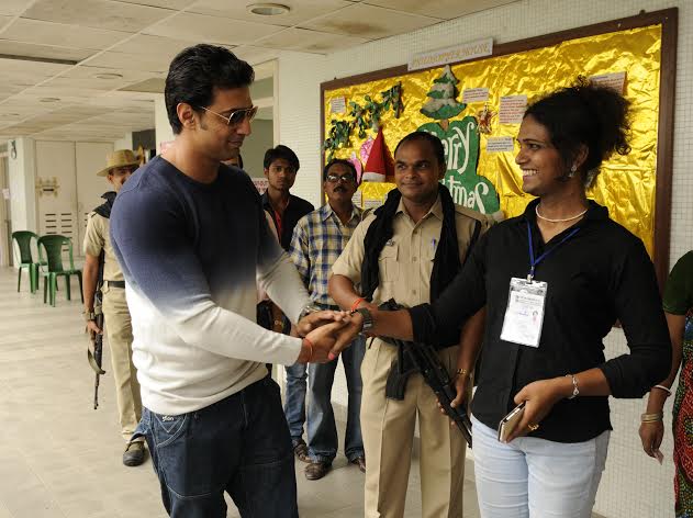 Bengal Assembly Polls: Celebrities exercise their constitutional rights