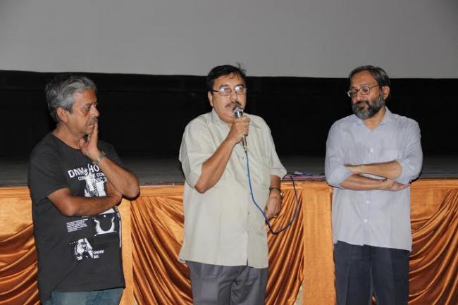 Addl. Director General, PIB, Kolkata and Director (In charge), SRFTI inaugurating an exhibition to mark  the 96th Birth Anniversary