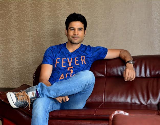 Rajeev Khandelwal promotes Fever in Kolkata