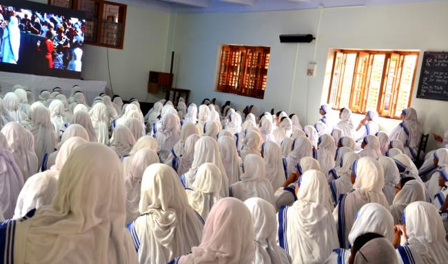 MoC sisters, people celebrate Mother Teresa sainthood 