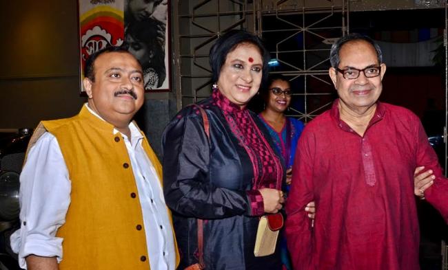 Tollywood celebs glam up premiere of Benche Thakar Gaan 