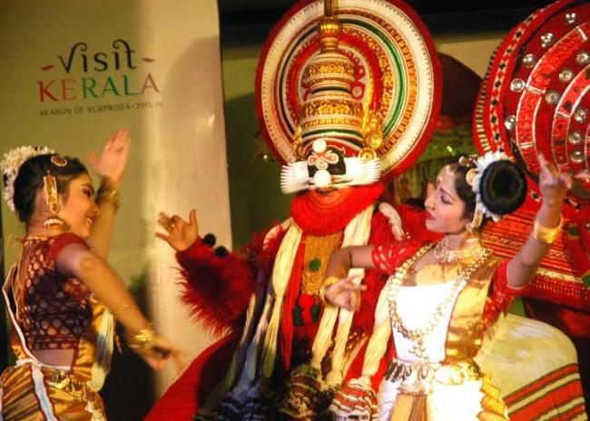 Kerala invitees tourists to experience â€˜Godâ€™s Own Countryâ€™