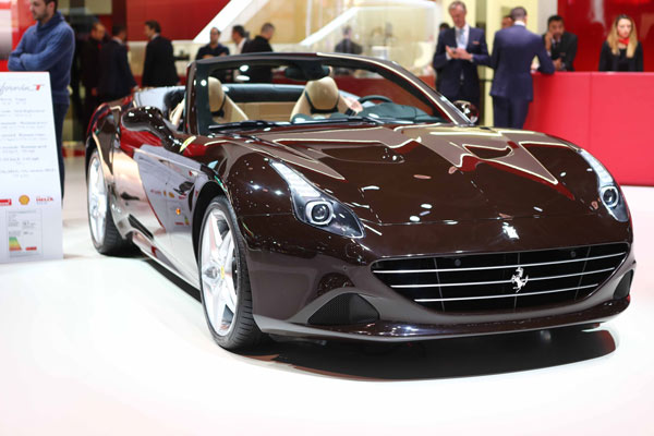 Paris Motor Show captures hearts