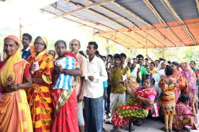 Bengal polls: 39.81 pct turn out till 11 am