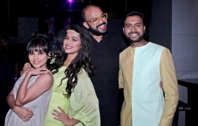 Bohurupi by Roy presents â€˜Colours of Lifeâ€™ show in Kolkata