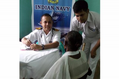 Indian Navy medical team reaches out to villagers in Kulpi