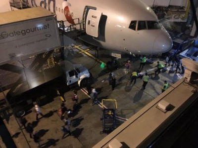 Chaos in LAX Airport over shooting rumour