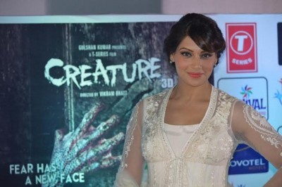 Bollywood wishes Bipasha, Karan