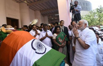 Tamil Nadu  govt to hold first Cabinet meeting under new CM today