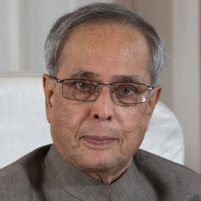 Nation lost an icon: President on Jayalalithaa's death