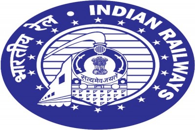 Empty train coach derail between  Elphinstone and Lower Parel