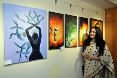 Cart That Art painting show in Kolkata inspired by e-commerce jargons