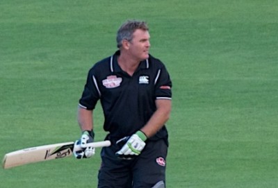 New Zealand cricket great Martin Crowe dies, aged 53