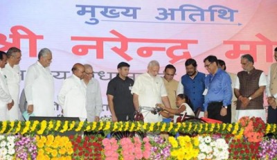 Modi distributes assistive devices, aids to more than 11000 Divyangjans in Samajik Adhikarita camp in Gujarat 