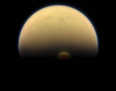Cassini sees dramatic seasonal changes on Titan