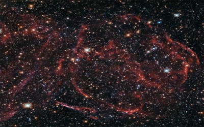 Hubble gazes at long-dead star