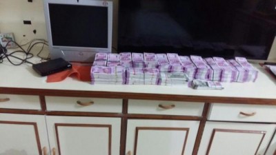Assam: Rs 1.80 crore in new currency notes seized in Guwahati