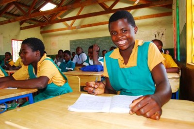 UN agency launches smartphone app in drought-hit Malawi to fundraise for school meals