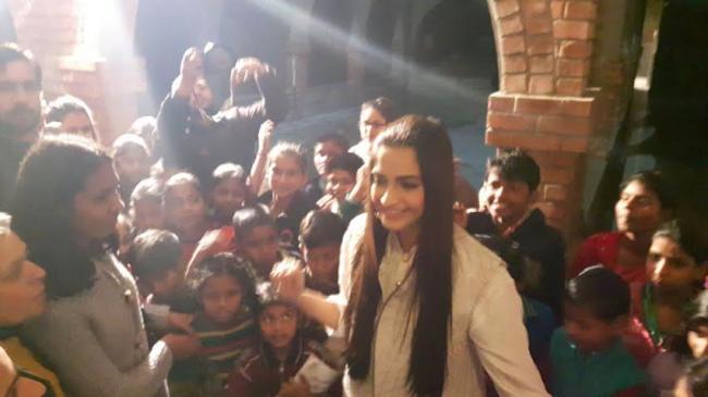 Team Neerja presents Neerja Bhanot bravery award in Chandigarh