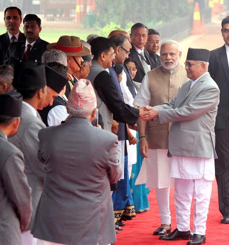 The Prime Minister of Nepal, K.P. Sharma Oli with the Prime Minister, Narendra Modi, at the Ceremonial Reception, at Rashtrapati Bhavan