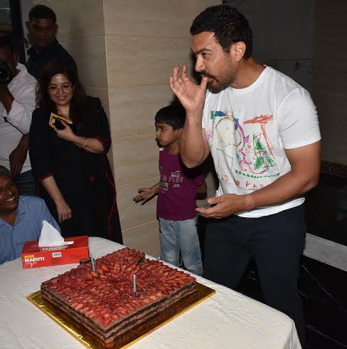Aamir Khan celebrates his birthday 