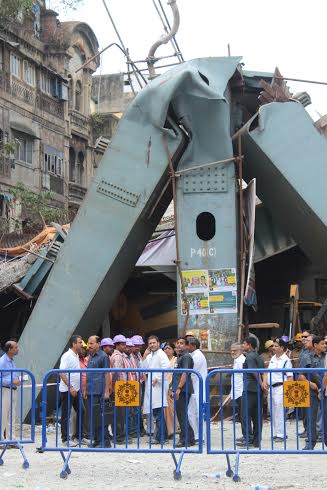 Rahul Gandhi, Congress leaders  visit flyover mishap site