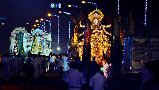 Kolkata witnesses grand Durga Puja finale with immersion carnival on Red Road