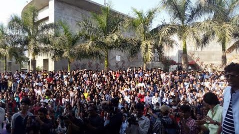 Aditya and Katrina spread their charm among students in Ahmedabad 