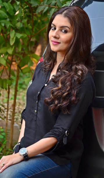 Mukhomukhi: A film based on relationship, directed by Kamaleshwar Mukherjee