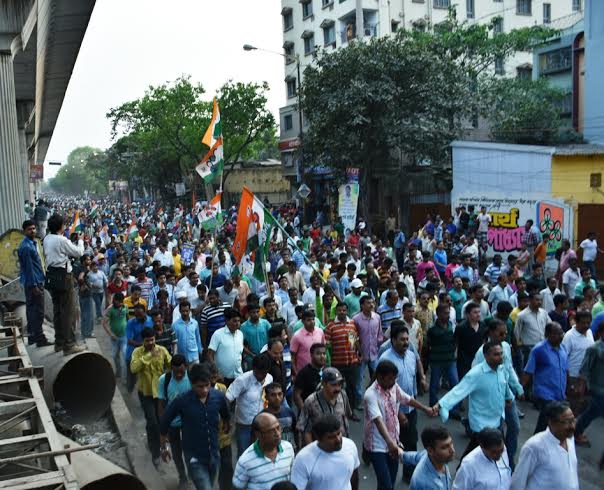 Bengal polls: Mamata Banerjee holds rally in Kolkata