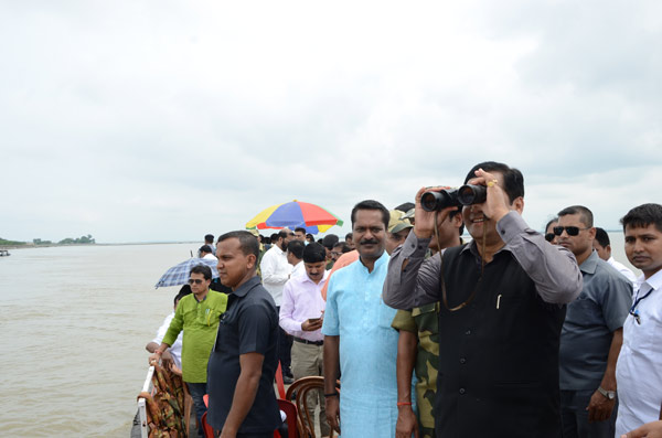Sarbananda Sonowal inspects border areas of Indo-Bangla Border 