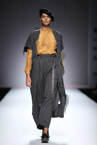 Amazon India Fashion Week: Ragini Ahuja showcases his collection