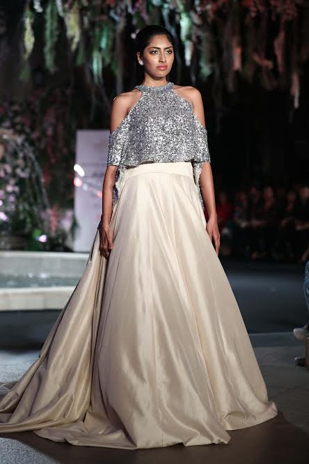 LFW Day 1: Sushant Singh Rajput, Shraddha Kapoor walk the ramp for Manish Malhotra