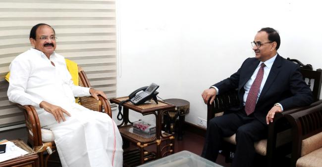 Labour minister and other central government officials call on Vice President of India