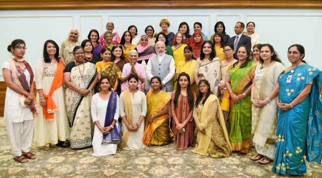 Narendra Modi with the recipients of Nari Shakti Puraskar 2016