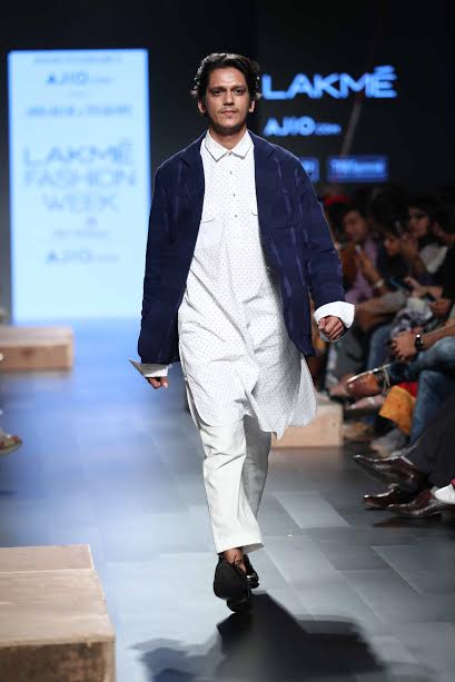 LFW: Models walk the ramp for designers Abraham & Thakore