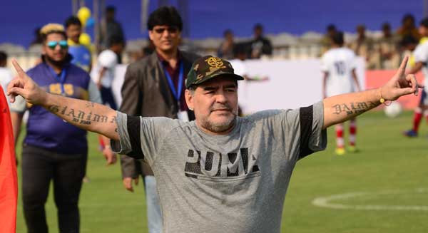 Diego Maradona relives football-romance in Kolkata