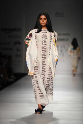 Aartivijay Gupta showcases her collections at Amazon India Fashion Week