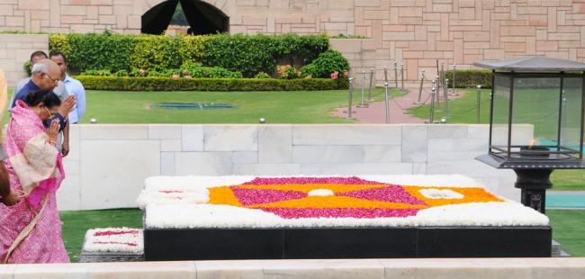 Ram Nath Kovind takes oath as President of India