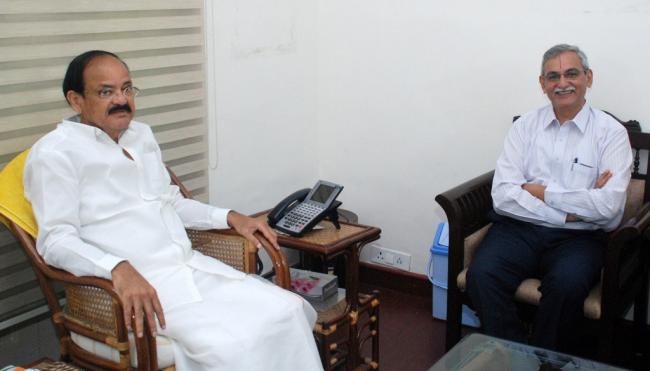 Labour minister and other central government officials call on Vice President of India