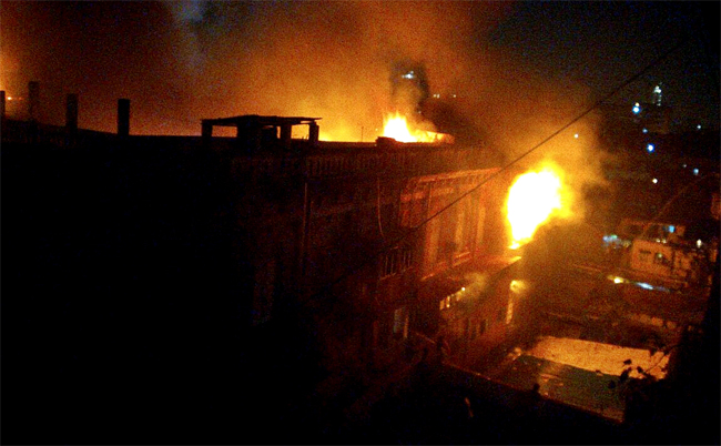 Major fire breaks out in Kolkata's Burrabazar  