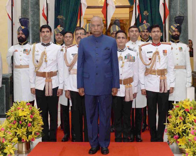  Ram Nath Kovind, meeting the guests at the â€˜At Homeâ€™ function