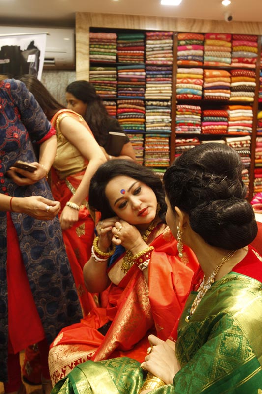 Tollywood beauties were happy to sift through Simaaya's latest 'Wedding in Winter' collection