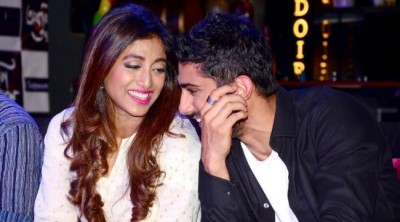 Kolkata: Trailer of upcoming film Aroni Takhon, starring Prateik Babbar, launched 