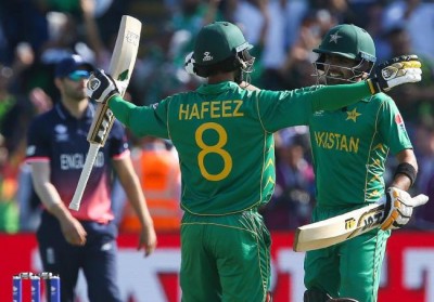 Ex-Pakistani cricketers appreciate team for defeating England in semi-finals