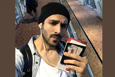 Kartik Aaryan leaves for Europe to shoot Sonu ke Titu Ki Sweety