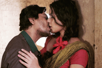 Nawazuddin Siddiqui and Bidita Bag raise the temperature in Babumoshai Bandookbaaz's Barfani