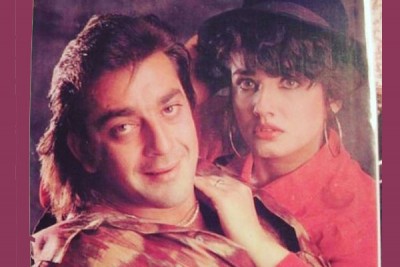 Nostalgic Raveena Tandon shares throwback pic with Sanjay Dutt