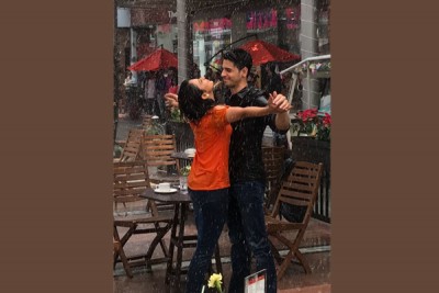 It's raining love for Sid and Rakul