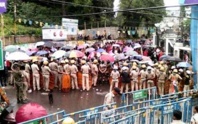 Cop killed, several injured in a clash with GJM in Darjeeling